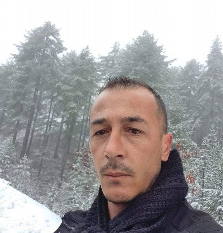 ελλειπον