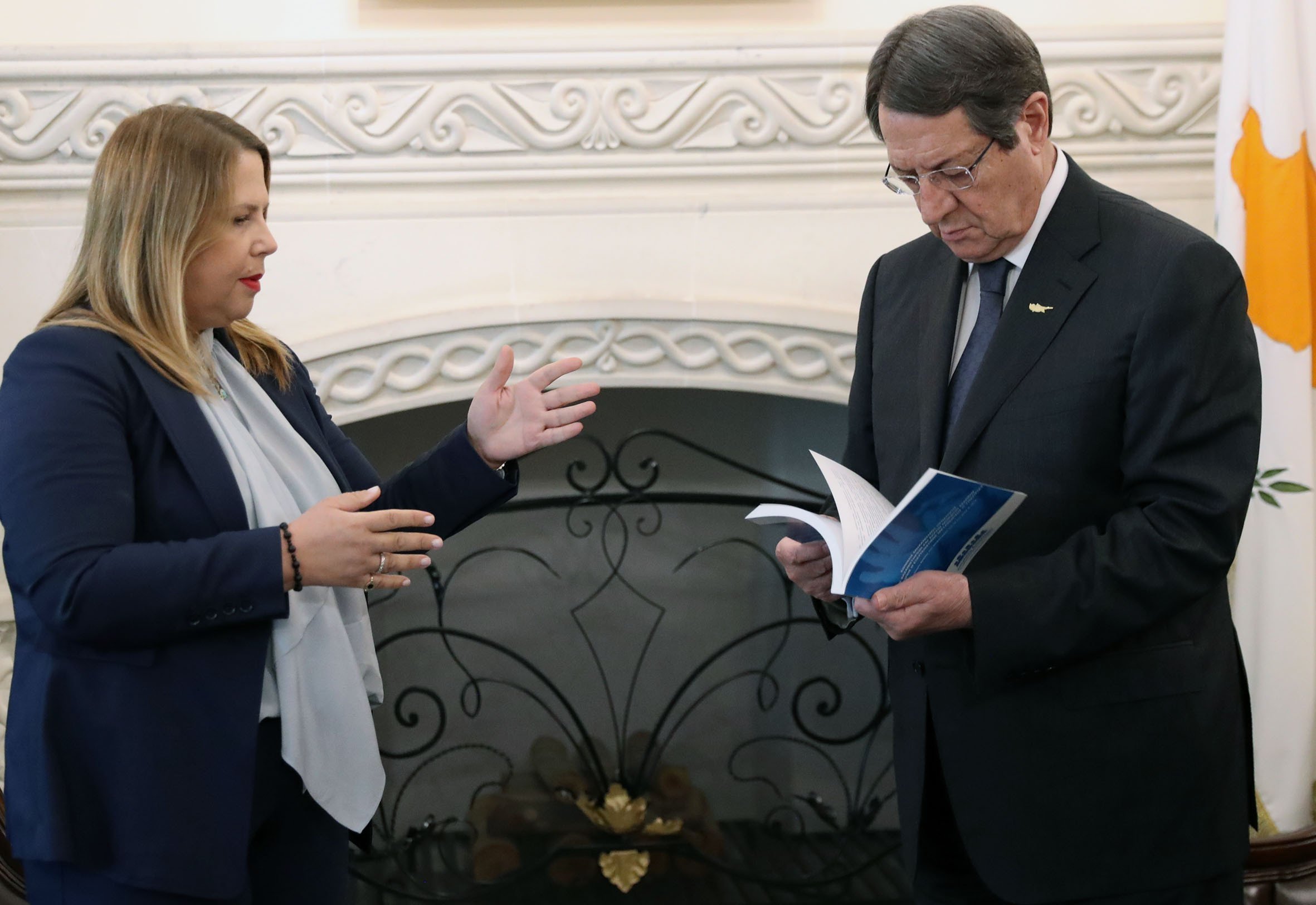 ΕΠΙΤΡΟΠΟΣ2