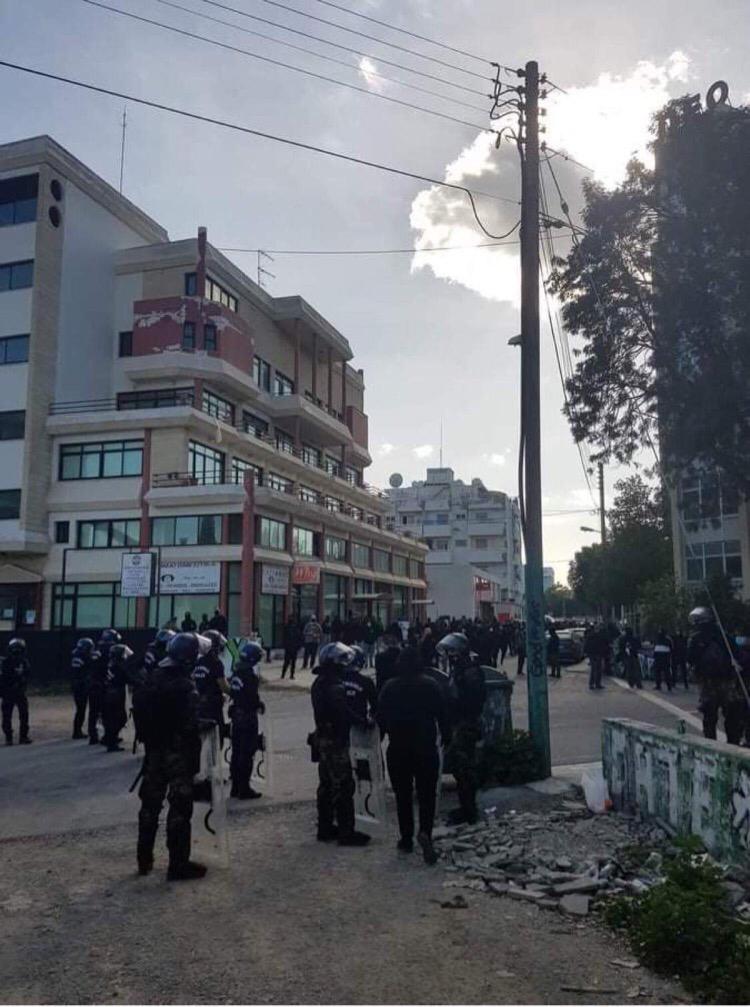 ομονοιατες