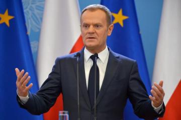 Για έγκαιρη και εξαιρετικά θετική απόφαση των 28 έκανε λόγο ο νυν Πρόεδρος του Ευρωπαϊκού Συμβουλίου Ντ. Τουσκ 