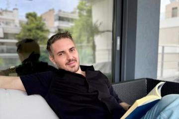 Μιχάλης Χατζηγιάννης: Η throwback φωτογραφία από την πρώτη μέρα στο σχολείο 
