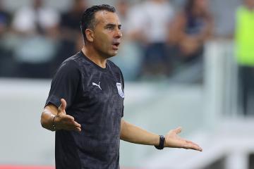 Η δική του… αντίδραση