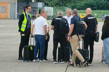 Πρόεδρος, κόουτς...