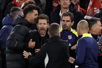 Έρευνα της UEFA για τον χαμό στο «Άνφιλντ» με Σιμεόνε και οπαδούς! (βίντεο)