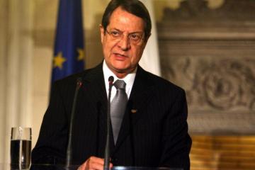 Ευχή ΠτΔ για κατάργηση και της διαχωριστικής γραμμής στην Κύπρο