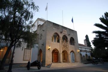 Κυρώσεις - Νέα σύσκεψη αύριο στο Προεδρικό - Πάνε ΥΠΟΙΚ, ΚΥΠ, δικηγόροι, λογιστές