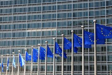 ΕΤΕπ: €17,5 δισ. για την ενεργειακή απόδοση 350.000 μικρομεσαίων επιχειρήσεων