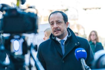 Δεν λύνει κανένα πρόβλημα η απεργία λέει ο ΠτΔ καλώντας σε διάλογο για ΑΤΑ
