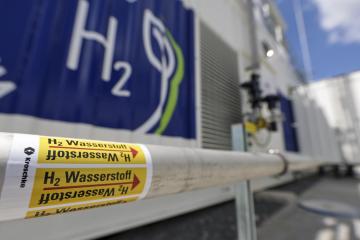 Ισχυρή ανάπτυξη μέχρι 2030 στην παραγωγή υδρογόνου χαμηλών εκπομπών ρύπων λέει ο ΔΟΕ