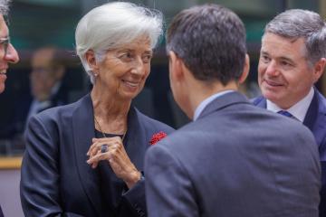Μπορούμε να είμαστε καλύτερα προετοιμασμένοι για το επόμενο "σοκ" στην ΕΕ, λέει η Λαγκάρντ