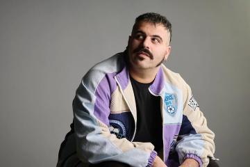 Άρης Κυπριανού: «Προτιμώ να μην ξέρω, να με εκπλήσσει η ζωή...» - Η αναφορά στους γονείς του (Βίντεο)