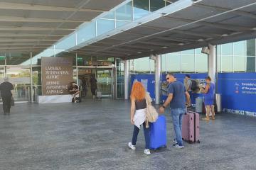 To kerkida.net στο αεροδρόμιο-Φεύγει η Ομόνοια