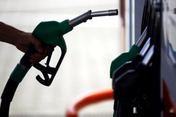  Πιο φθηνά τα καύσιμα 6 σεντ το λίτρο από σήμερα