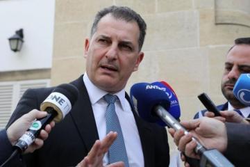 Λακκοτρύπης: Εκ των έσω η επίθεση κατά του χαλλουμιού...