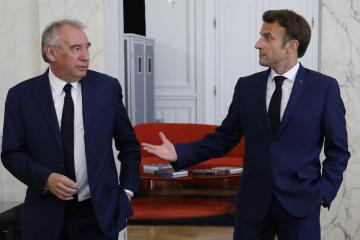 Τι «βλέπουν» για τη Γαλλία πέντε επενδυτικοί οίκοι – Πού διαφωνούν, πού συγκλίνουν