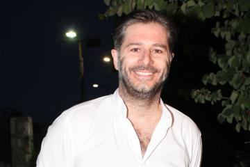 Αλέξανδρος Μπουρδούμης: Δημοσίευσε φωτογραφία με τη νέα του σύντροφο! (Φώτο)