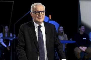 Όλι Ρεν: Η ΕΚΤ δεν χρειάζεται άμεση μείωση επιτοκίων 