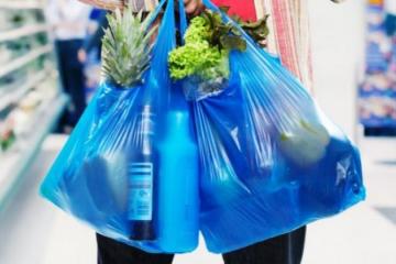 Από Φεβρουάριο έως και €3.400 πρόστιμο για πλαστικές σακούλες 