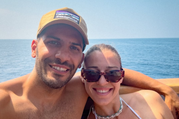 Island Escapers: «Ανοίξαμε κουμπαρά για να πάρουμε 1 ευρώ» - Οι δυσκολίες μέχρι να φτάσουν τους στόχους τους (Βίντεο)