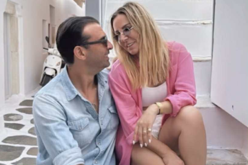 Γιώτα Δαμιανού: Τα όμορφα οικογενειακά στιγμιότυπα από τις διακοπές σε Μύκονο και Τήνο (Βίντεο)