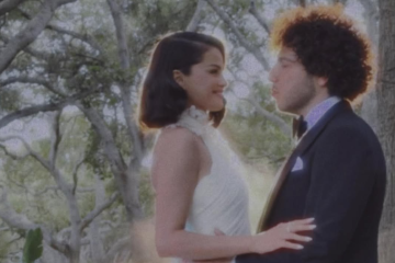 Selena Gomez: Ο παραμυθένιος γάμος της με τον Benny Blanco - Τα ρομαντικά στιγμιότυπα αγκαλιά (Φωτός)