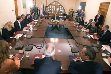 Δώρο σε πολύτεκνες μάνες και επίδομα διακίνησης σε θαλασσαιμικούς