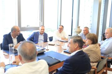 ΑΤΑ: Δύο ώρες χωρίς ουσία η συνάντηση Παναγιώτου με τις συντεχνίες 