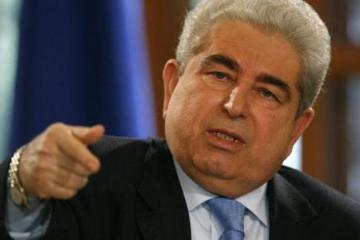 Θλιβερός Χριστόφιας - Ό,τι θυμάται χαίρεται - Η λέξη «πραξικοπηματίες» νομίζει ότι θα φέρει ψήφους...