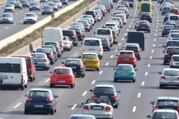 Η μεγάλη επιστροφή των εκδρομέων - Ουρές χιλιομέτρων στον αυτοκινητόδρομο Αγ. Νάπας - Λευκωσίας (Φωτογραφίες)
