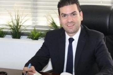 Δίπλαρος σε Διπλαρούι: «Ο παπάς σου δεν κάμνει χωρίς μικρόφωνο»
