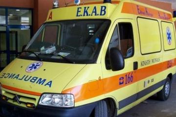 Σκηνές θρίλερ στην Πάτρα: Άντρας απειλούσε να κόψει το λαιμό του στη μέση του δρόμου! (Βίντεο)