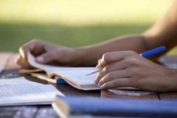 Aνοιχτή επιστολή μαθήτριας προς τον Υπουργό Παιδείας