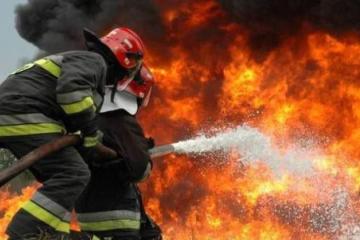 Υπό έλεγχο δασική πυρκαγιά που ξέσπασε στην Ασγάτα