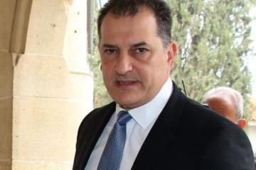 Τρολάρισμα Λακκοτρύπη προς τον Πρόεδρο για το Χρηματιστήριο του Μουμπάι