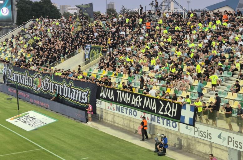 (ΒΙΝΤΕΟ Kerkida) Ατμόσφαιρα...οι ΑΕΚτζήδες