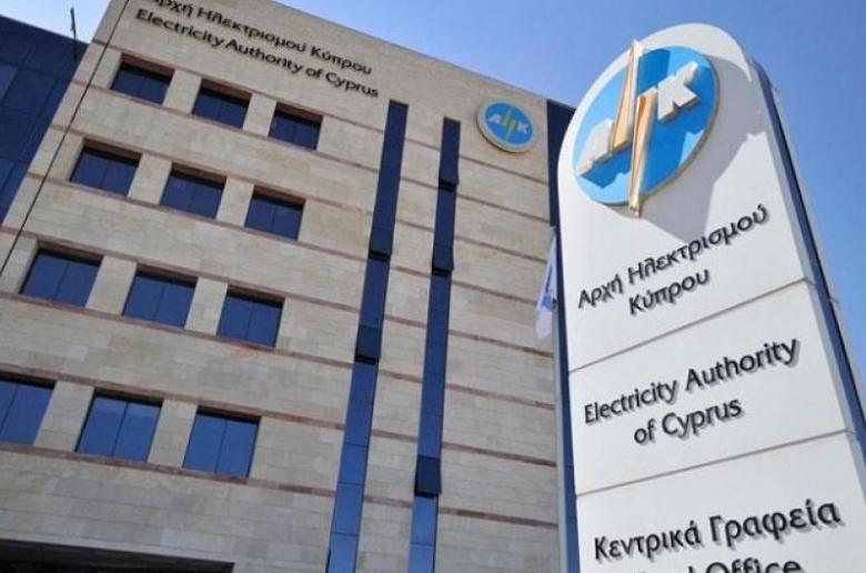 Προεδρικό: Δίνει προσωπικό και ΑΠΕ στην ΑΗΚ 