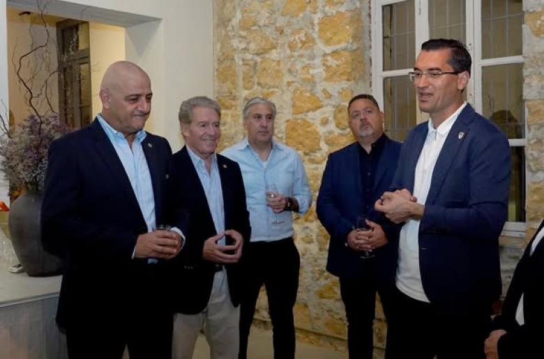 Δείπνησαν...