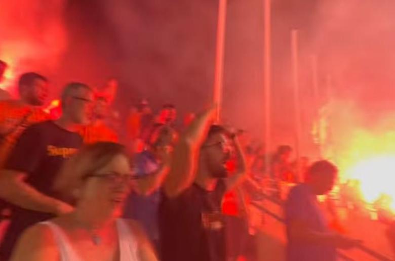 (ΒΙΝΤΕΟ Kerkida) Εντυπωσιακό Pyro...show οι ΑΠΟΕΛίστες