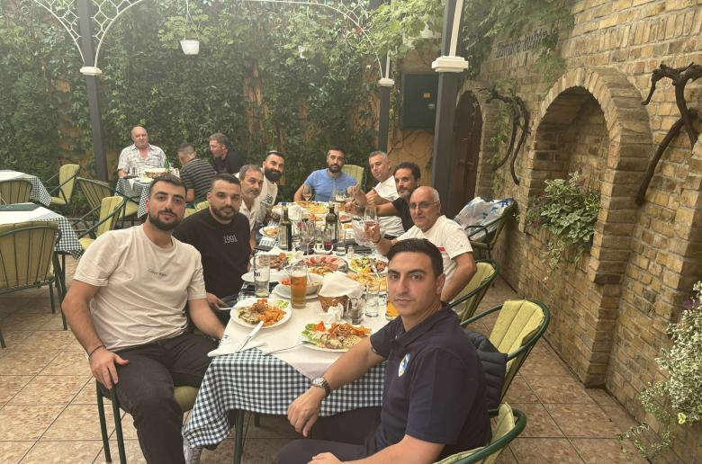 Τραπέζωμα με… στέκι 