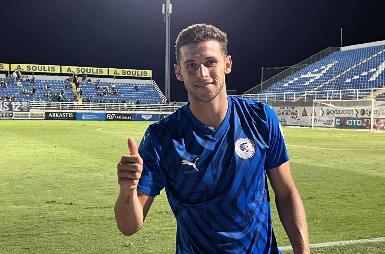 Nicolás Andereggen (λαμπάκια)!