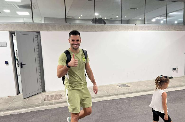 ΟΛΟΙ χαρούμενοι!