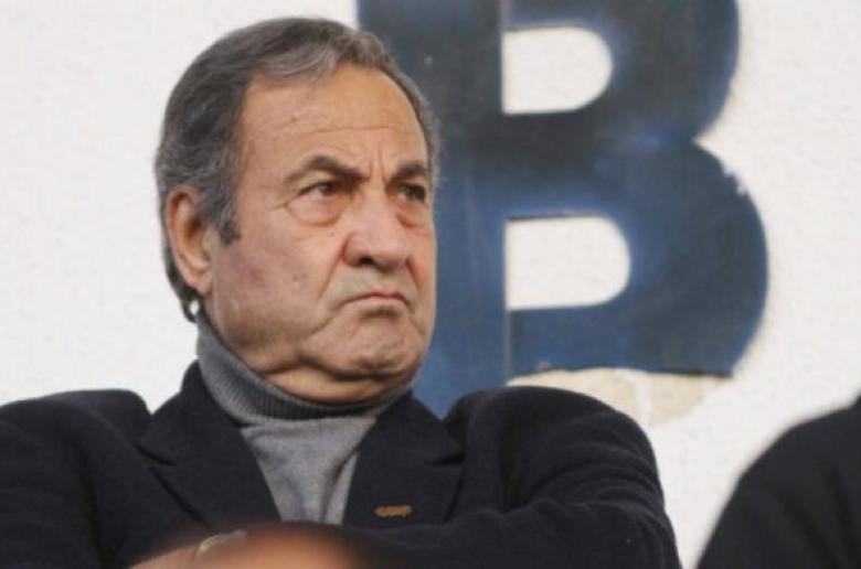 (Μουσκάλλης) Ποδοσφαιρική κοινότητα και ροτέισιον
