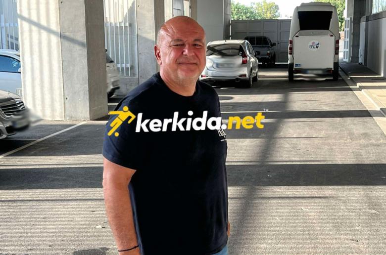 Εκεί ο Άντρος Καραπατάκης...