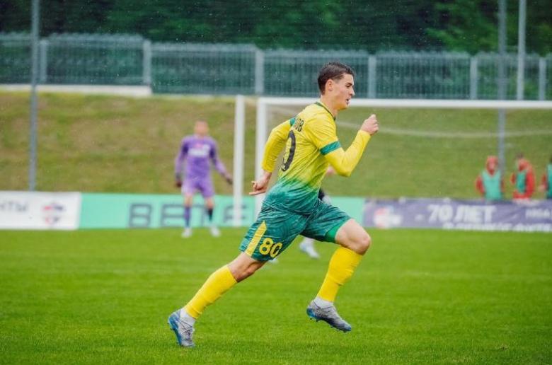 ΕΠΙΣΗΜΟ για Denis Ovsyannikov!