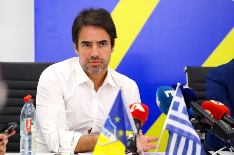 Στην Σερβία ο Φερνάντο Αλμέιδα 