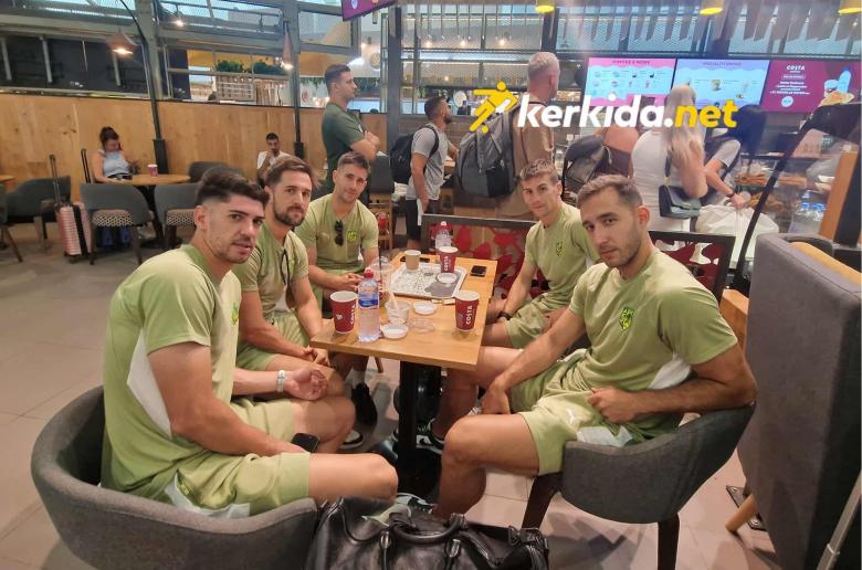 Πόζες στο… kerkida 