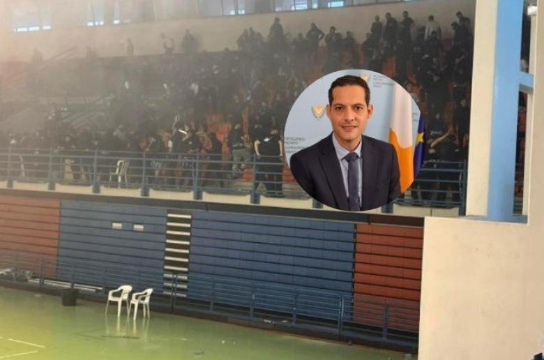 Κυβ. Εκπρόσωπος για τα επεισόδια: "Ο διαχωρισμός φιλάθλου και χούλιγκαν πρέπει επιτέλους να γίνει" (Συγκλήθηκε Σύσκεψη)