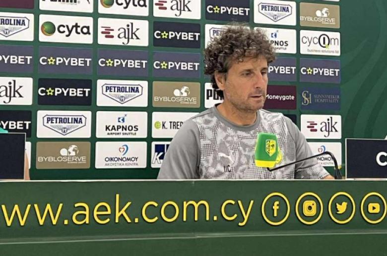 "Θα είναι μια πραγματική μονομαχία πρόσωπο με πρόσωπο/Χρειαζόμαστε τον κόσμο μας" 