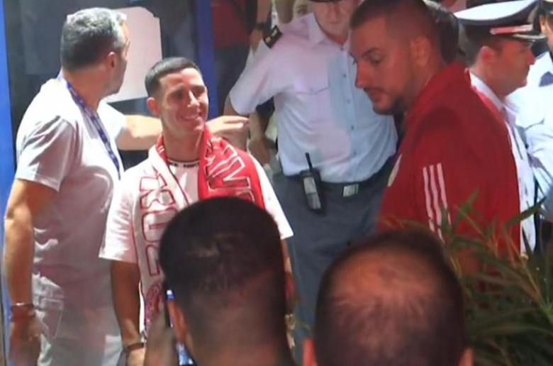 Ποντένσε: "Προσπαθώ να μην κλάψω από συγκίνηση, τρέμουν τα πόδια μου"