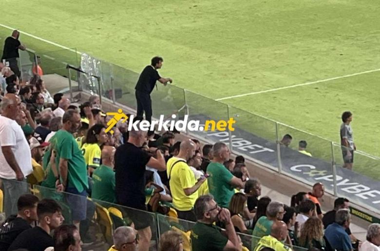 Ιντιάκεθ/Στην κερκίδα και... πάνω απ' τον πάγκο!